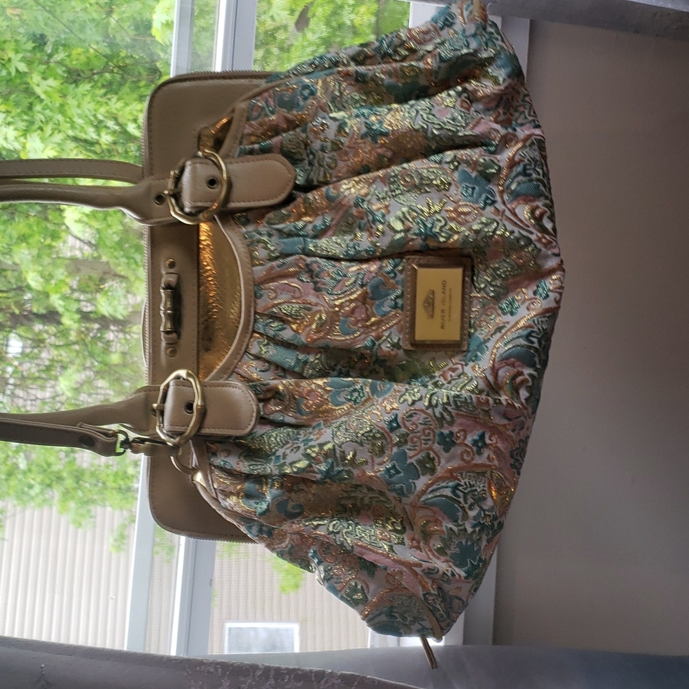 Queen Elizabeth Vintage